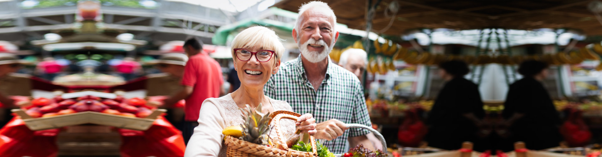 Two old couples go shopping